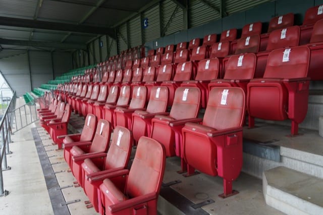 FC Dordrecht draagt ​​bij aan duurzaamheid: Herbruikbare bekers bij voetbalwedstrijden